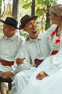 Ljubita se v Beli krajini, zaljubita se v Belo krajino