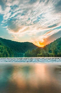 Turistično dogajanje v prvi polovici leta 2025